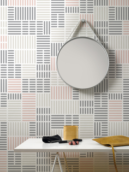 Mural wallpaper Newspaper pink